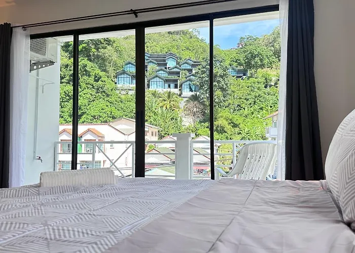 Patong Center Comfort Stay