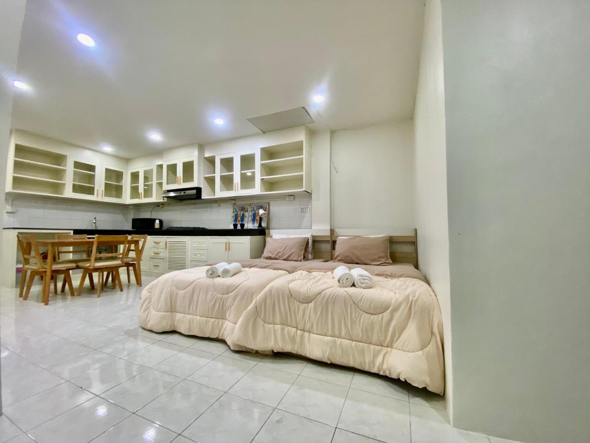 Center Comfort * Patong
